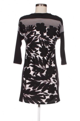 Šaty  Wallis, Velikost S, Barva Vícebarevné, Cena  129,00 Kč