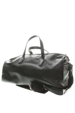 Kabelka  Tommy Hilfiger, Barva Černá, Cena  2 049,00 Kč