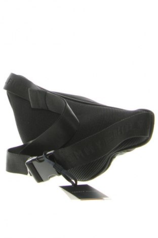 Geantă de brâu Tommy Hilfiger, Culoare Negru, Preț 130,99 Lei
