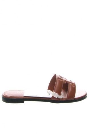 Чехли Tommy Hilfiger, Размер 36, Цвят Кафяв, Цена 94,58 €, #134843302