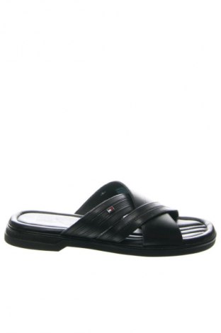 Чехли Tommy Hilfiger, Размер 42, Цвят Черен, Цена 61,35 €, #134859173