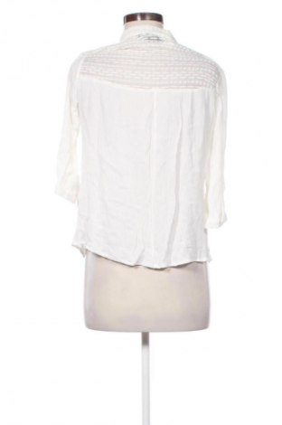 Dámská halenka B.Young, Velikost M, Barva Bílá, Cena  59,00 Kč