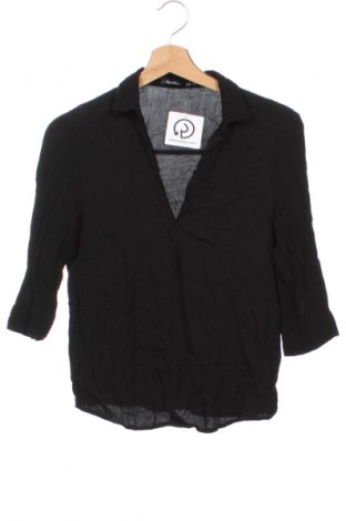 Γυναικεία μπλούζα Bershka, Μέγεθος XS, Χρώμα Μαύρο, Τιμή 7,99 €