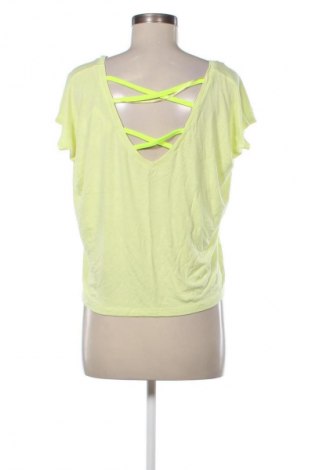 Дамска блуза Bershka, Размер M, Цвят Зелен, Цена 9,20 €