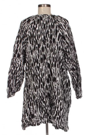 Γυναικεία μπλούζα C&A, Μέγεθος M, Χρώμα Πολύχρωμο, Τιμή 6,99 €