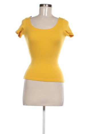 Damen Shirt Clockhouse, Größe XS, Farbe Gelb, Preis € 4,99