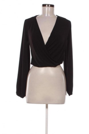 Γυναικεία μπλούζα Gina Tricot, Μέγεθος XS, Χρώμα Μαύρο, Τιμή 1,99 €