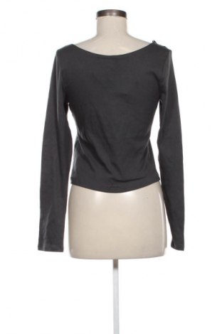 Dámská halenka H&M Divided, Velikost L, Barva Šedá, Cena  369,00 Kč