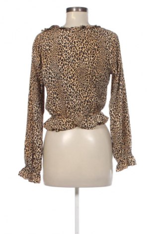 Γυναικεία μπλούζα H&M Divided, Μέγεθος M, Χρώμα Πολύχρωμο, Τιμή 1,99 €