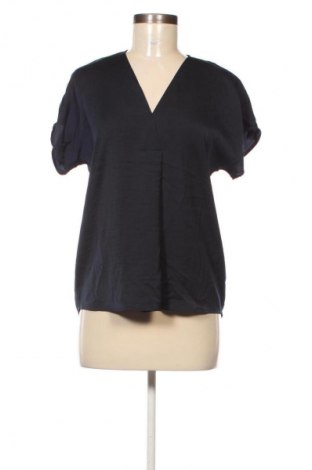 Dámská halenka In Wear, Velikost XS, Barva Modrá, Cena  709,00 Kč