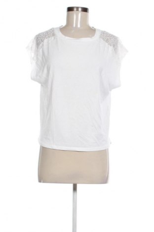 Дамска блуза ONLY, Размер S, Цвят Бял, Цена 5,61 €