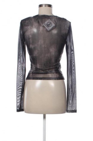 Dámská halenka Pull&Bear, Velikost M, Barva Vícebarevné, Cena  49,00 Kč