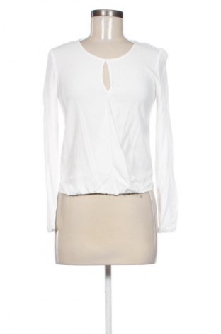 Дамска блуза Second Female, Размер M, Цвят Бял, Цена 3,06 €