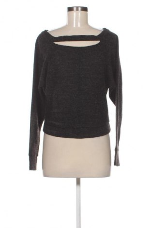 Dámská halenka Solemio, Velikost M, Barva Černá, Cena  49,00 Kč