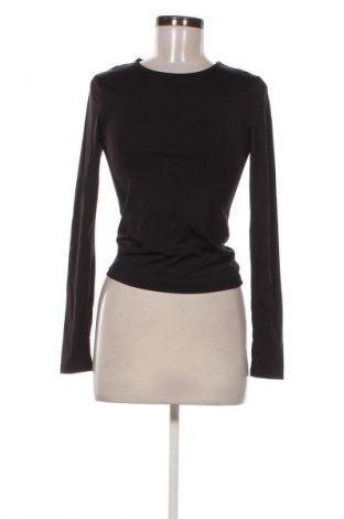 Дамска блуза Stradivarius, Размер XS, Цвят Черен, Цена 3,57 €