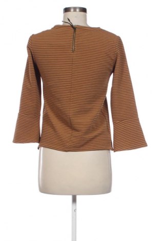 Dámská halenka Stradivarius, Velikost S, Barva Vícebarevné, Cena  49,00 Kč