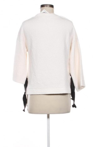 Bluzka damska Stradivarius, Rozmiar S, Kolor Biały, Cena 6,99 zł