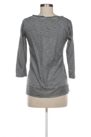 Дамска блуза Tatuum, Размер S, Цвят Сив, Цена 4,09 €