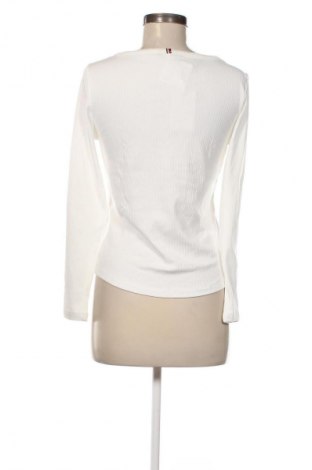 Дамска блуза Tommy Hilfiger, Размер XL, Цвят Бял, Цена 20,45 €