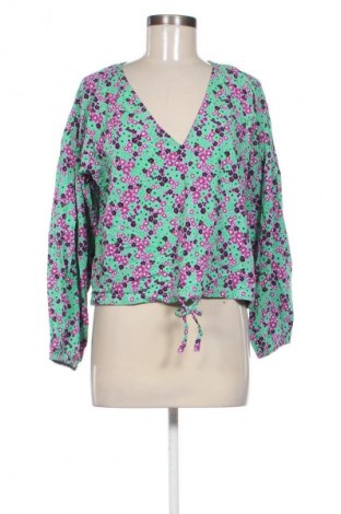 Дамска блуза Vero Moda, Размер M, Цвят Многоцветен, Цена 27,69 €