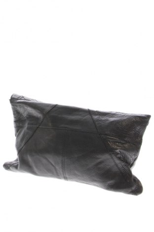 Damska torebka Topshop, Kolor Czarny, Cena 119,29 zł