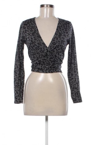 Дамска жилетка About You, Размер M, Цвят Многоцветен, Цена 4,09 €