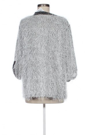 Damen Strickjacke Canda, Größe M, Farbe Mehrfarbig, Preis 1,99 €