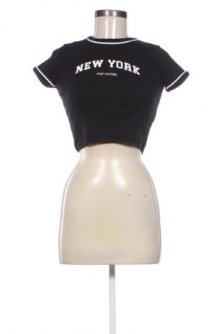 Дамска тениска Pull&Bear, Размер M, Цвят Многоцветен, Цена 10,23 €