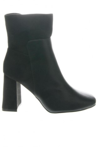 Дамски боти About You, Размер 40, Цвят Черен, Цена 18,40 €