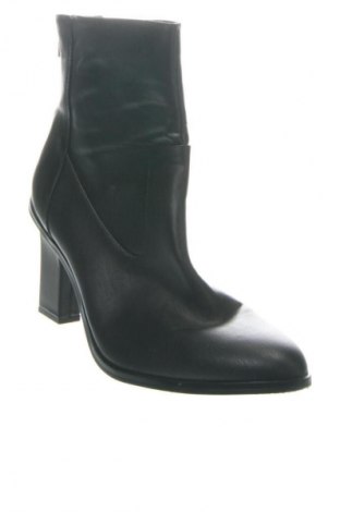 Дамски боти Buffalo, Размер 41, Цвят Черен, Цена 30,69 €