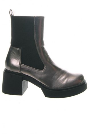 Дамски боти Even&Odd, Размер 39, Цвят Сребрист, Цена 16,87 €