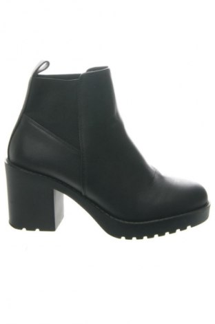 Дамски боти H&M Divided, Размер 38, Цвят Черен, Цена 24,07 €