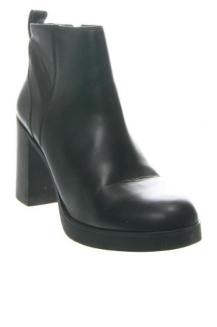 Botine de damă H&M Divided, Mărime 41, Culoare Negru, Preț 89,99 Lei