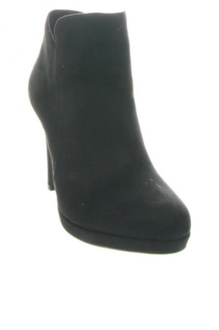 Дамски боти Tamaris, Размер 39, Цвят Черен, Цена 26,07 €