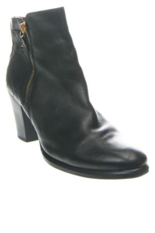 Дамски боти Tamaris, Размер 39, Цвят Черен, Цена 28,92 €