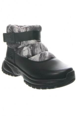 Дамски боти UGG Australia, Размер 39, Цвят Черен, Цена 111,63 €