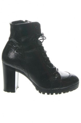 Дамски боти Unbranded, Размер 38, Цвят Черен, Цена 50,61 €