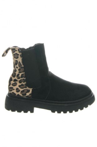 Дамски боти Unbranded, Размер 39, Цвят Многоцветен, Цена 32,72 €