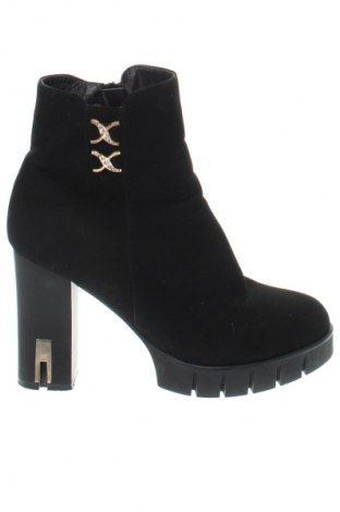 Дамски боти Unbranded, Размер 38, Цвят Черен, Цена 32,21 €