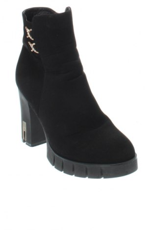 Дамски боти Unbranded, Размер 38, Цвят Черен, Цена 32,21 €