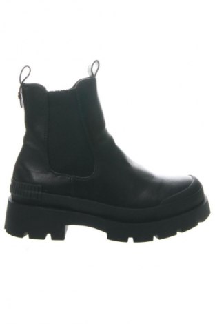 Дамски боти Xti, Размер 38, Цвят Черен, Цена 43,45 €