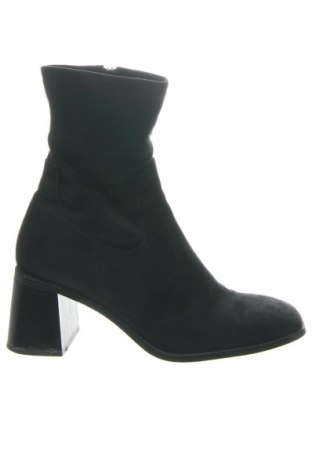 Dámské boty  Zara, Velikost 38, Barva Černá, Cena  319,00 Kč