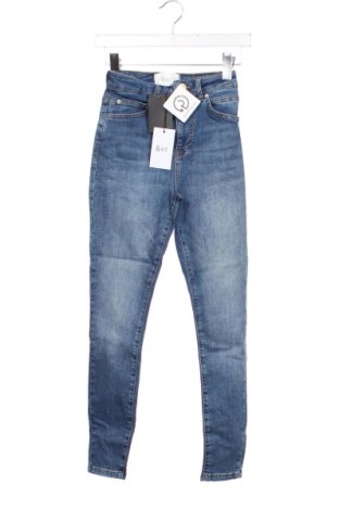 Damskie jeansy & ET, Rozmiar XXS, Kolor Niebieski, Cena 55,99 zł