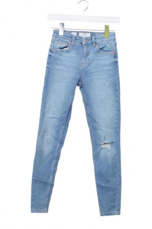 Dámské džíny  Bershka, Velikost XXS, Barva Modrá, Cena  59,00 Kč