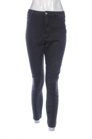 Damskie jeansy Bershka, Rozmiar S, Kolor Szary, Cena 25,70 zł