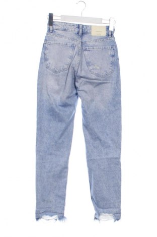 Дамски дънки Bershka, Размер XXS, Цвят Син, Цена 17,90 €