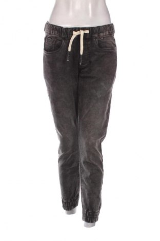 Дамски дънки Cropp, Размер M, Цвят Сив, Цена 7,64 €