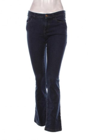 Damskie jeansy Cross Jeans, Rozmiar M, Kolor Niebieski, Cena 52,99 zł