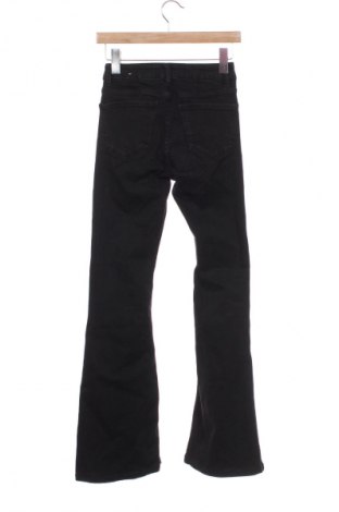 Дамски дънки Mango, Размер XS, Цвят Черен, Цена 8,69 €