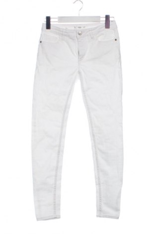 Дамски дънки Mango, Размер M, Цвят Бял, Цена 5,77 €